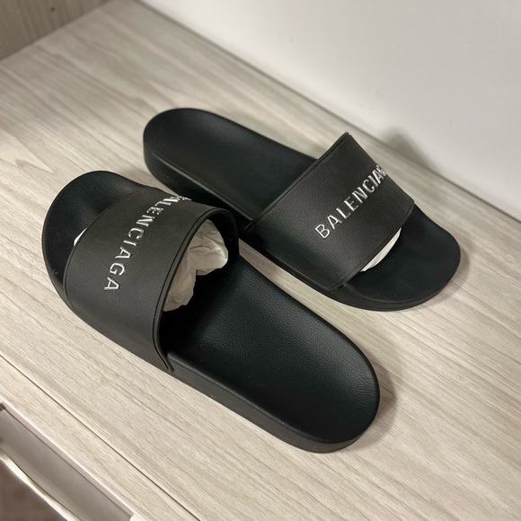 Balenciaga Pool Slide Sandal - Picture 2 of 11